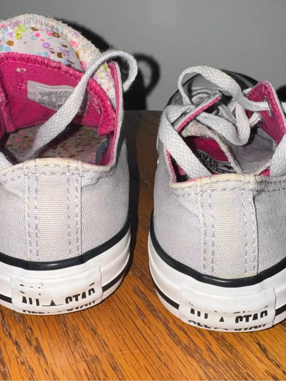 Girls Converse All Star Gray Low Top Shoes Size 2